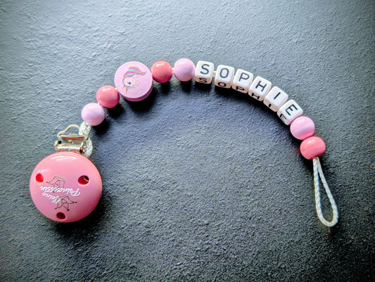 Schnullerkette mit Wunschnamen Rosa Einhorn Kleine Prinzessin – Holzperlen Handgemacht Baby Geschenk Mädchen
